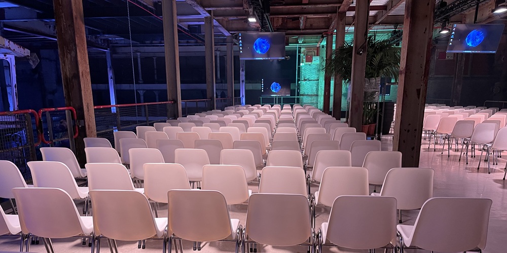 Beurs materialen huren voor geslaagd georganiseerd zakelijk evenement