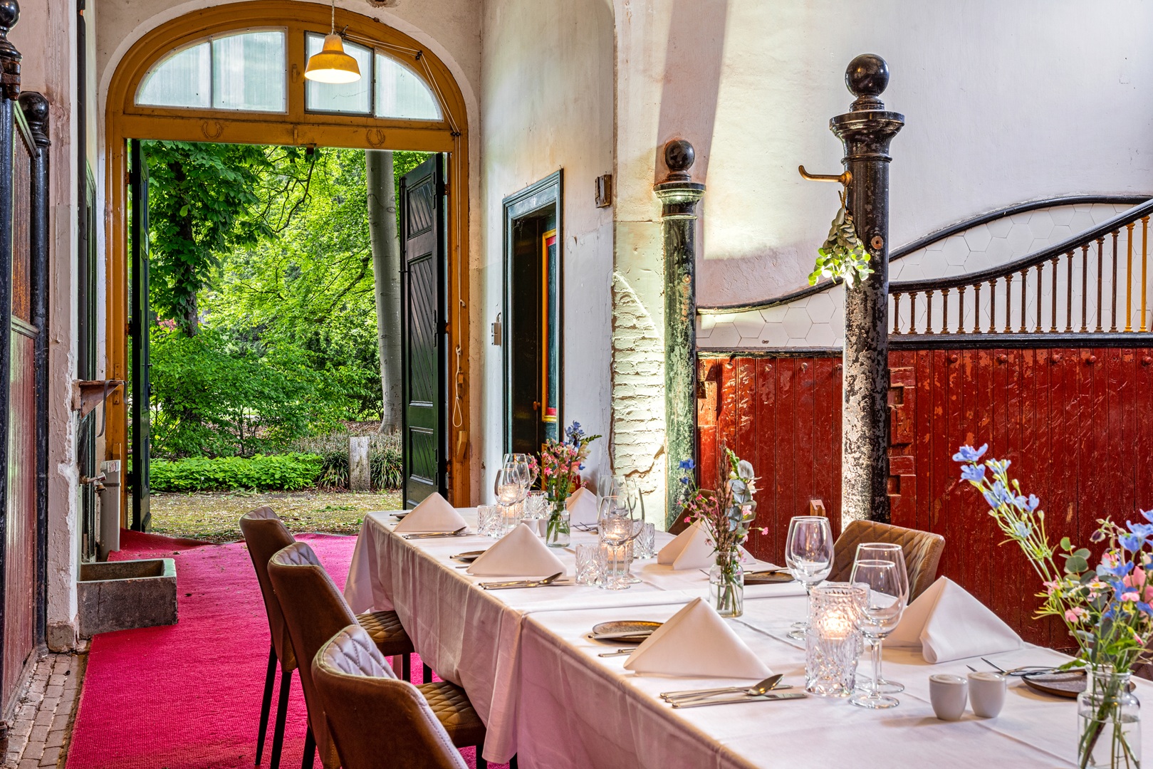 Luxe goude bestek huren servies verhuur accuraat verhuurbedrijf